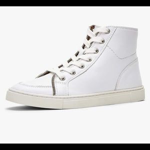 Fry and Co . Women’s sindy moto hight sneaker